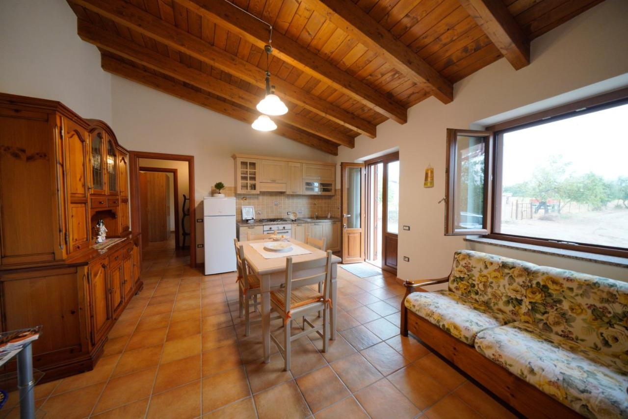 Apartamento L'Oliveto Nuxis Exterior foto